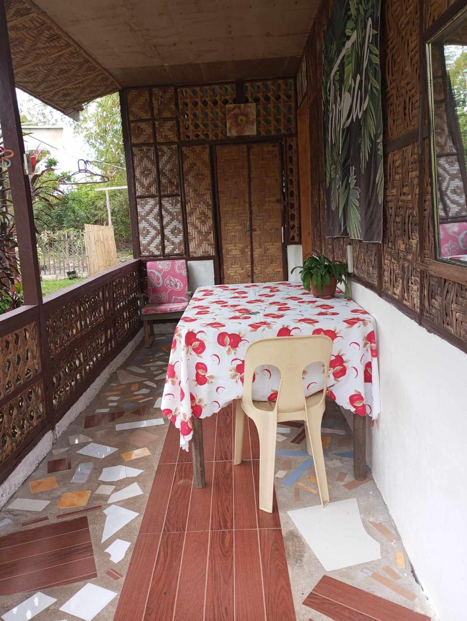 Private Aircon Rooms In Lagkaw Homestay Looc  Exterior photo